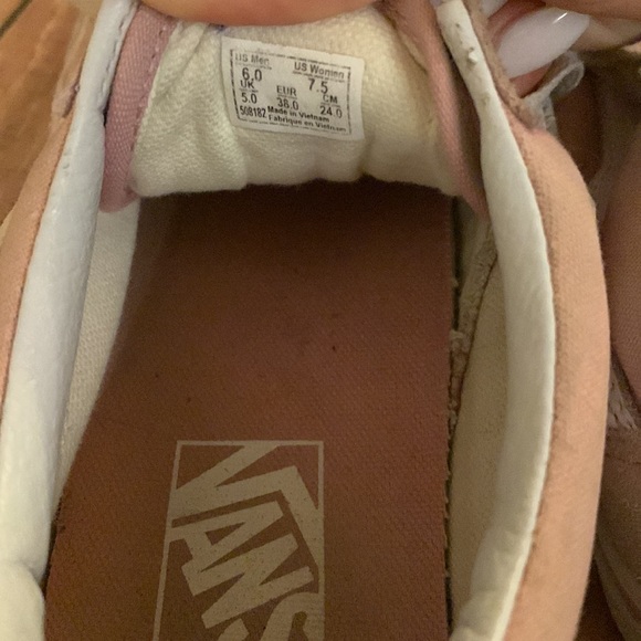 vans light pink sneakers - Picture 4 of 4